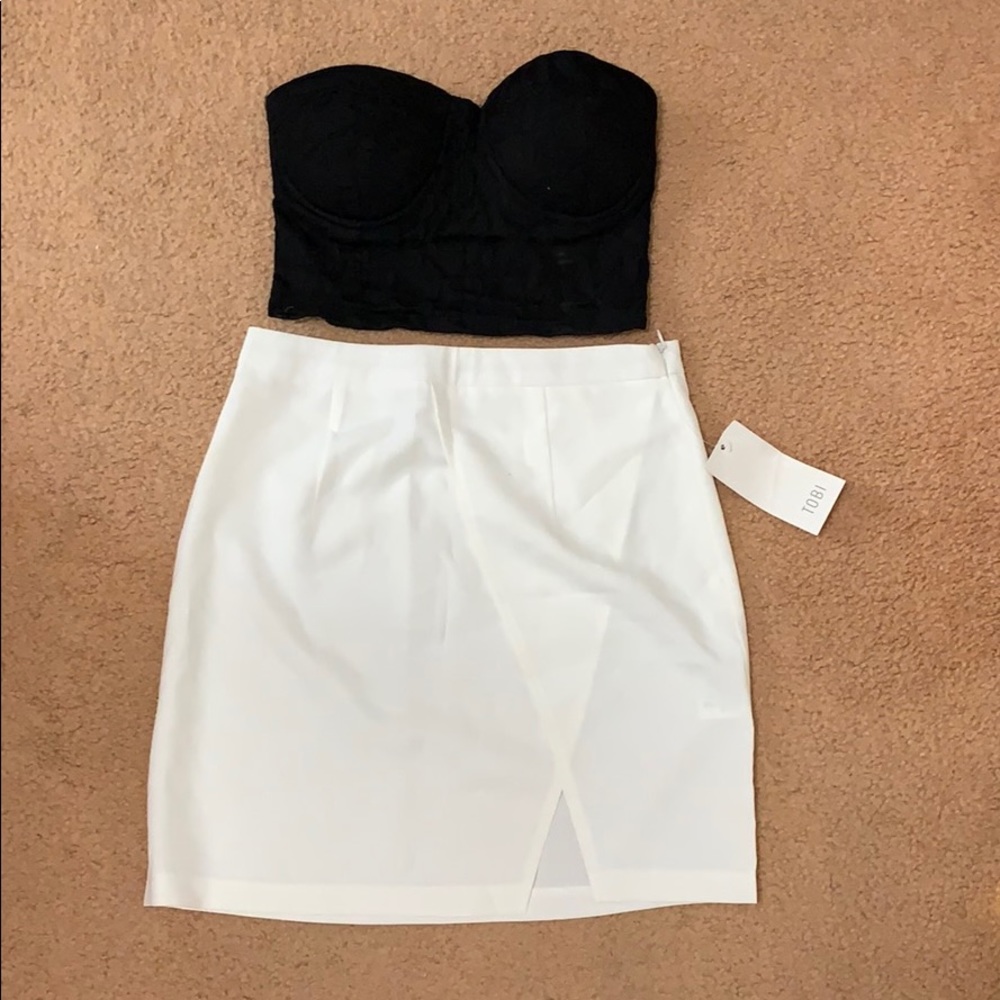 White mini side slit skirt